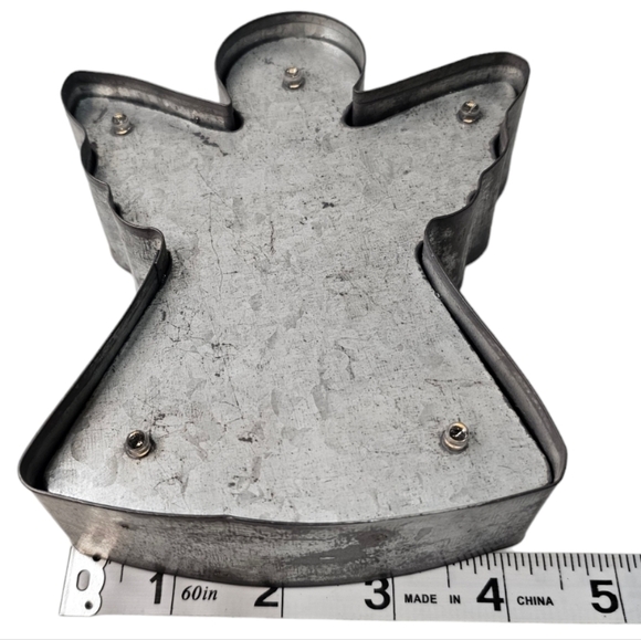 Battery Operated Galvanized Steel Lighted Angel 6" High - Picture 6 of 11